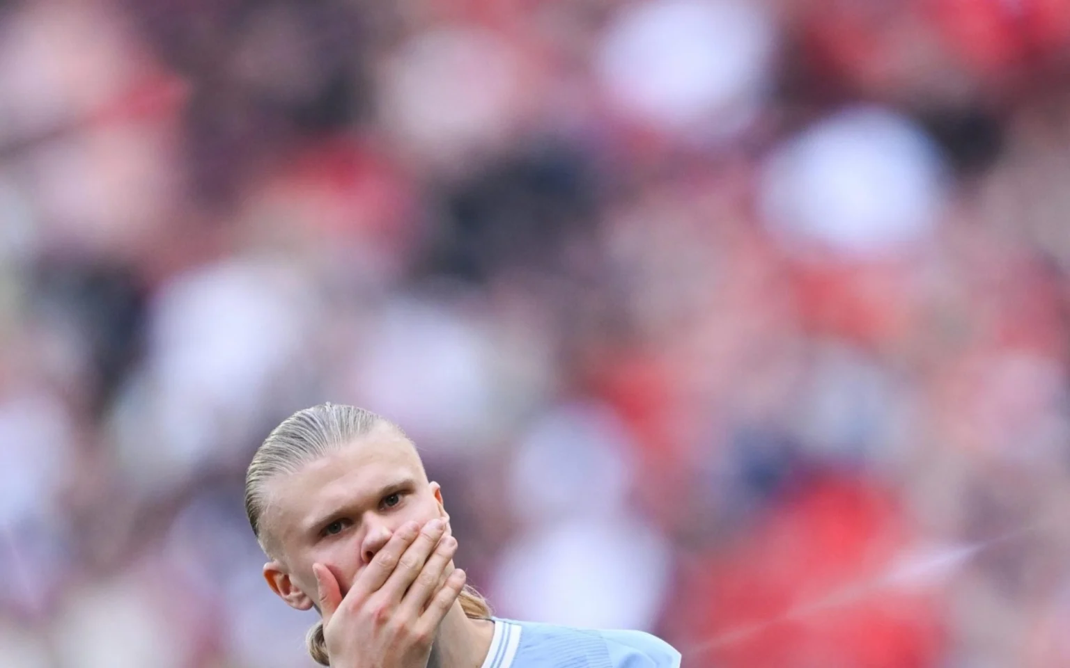 ‘Alérgico à decisão’: internet detona Haaland após mais uma atuação ruim em finais Haaland passou em branco na decisão da FA Cup. (Foto: AFP)