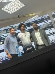 André Ramalho é apresentado pelo Corinthians: “Escolhi propositalmente o Corinthians”