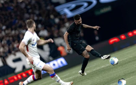 Até Breno Lopes perdeu! Corinthians e Fortaleza desperdiçam chances e empatam pelo Brasileirão Timão e Leão do Pici somam mais um ponto no torneio (Foto: Leonardo Lima/AGIF)