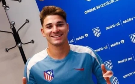 Atlético de Madrid anuncia contratação de Julián Álvarez (Foto: Divulgação / Atlético de Madrid)