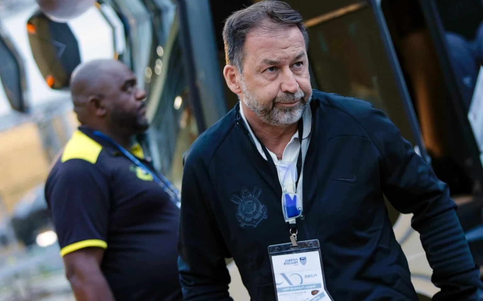 Augusto Melo explica relação com empresário que emprestou R$ 4 milhões ao Corinthians para contratação Augusto Melo concedeu entrevista coletiva na manhã desta segunda-feira (10) (Foto: Fabio Giannelli/AGIF)