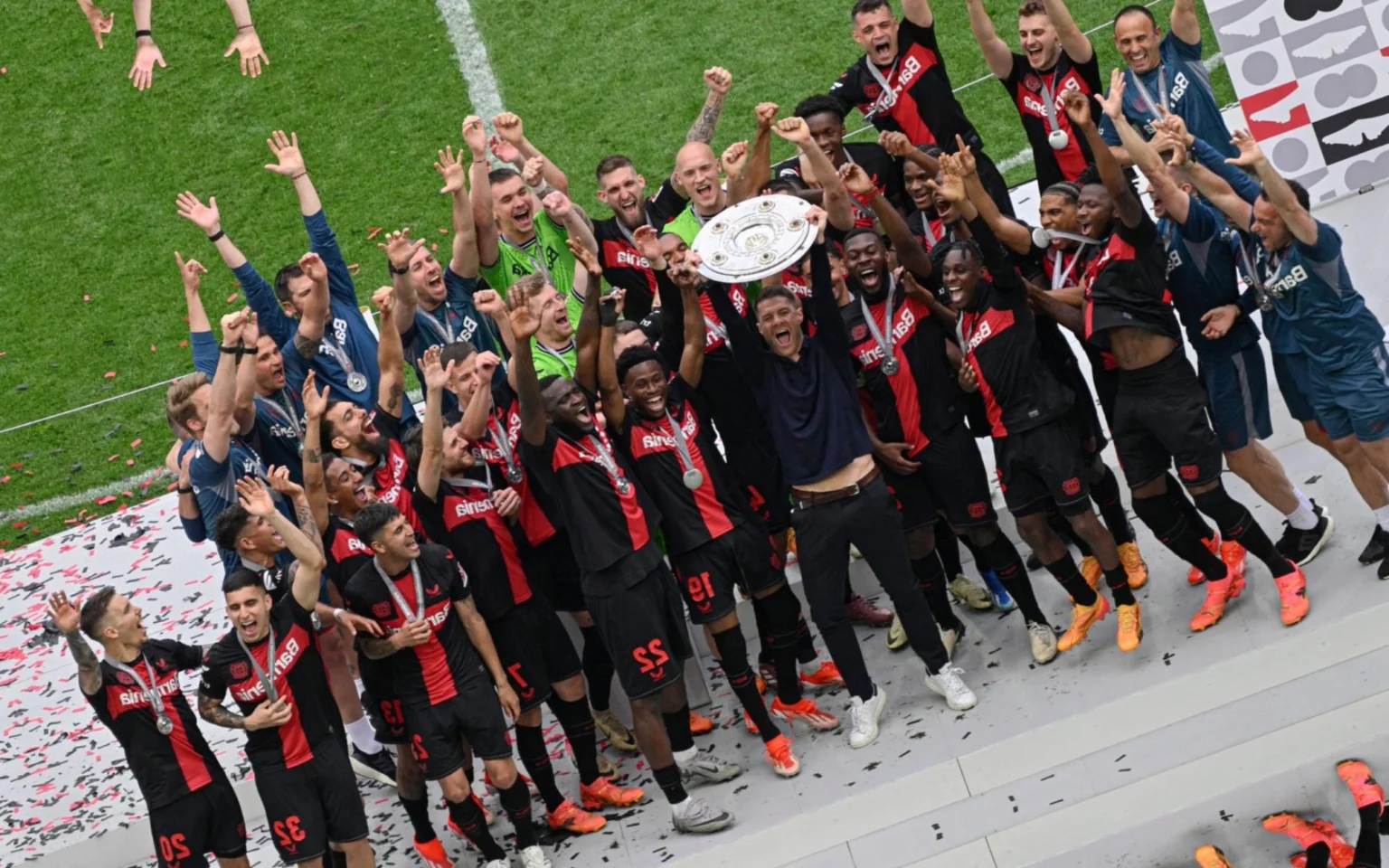 Bayer Leverkusen alcança feito na Bundesliga que Bayern não conseguiu (Foto: SASCHA SCHUERMANN / AFP)