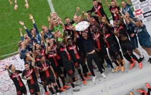 Bayer Leverkusen quebra feito na Bundesliga, superando o Bayern