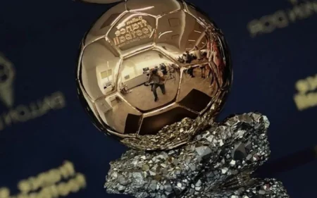 Bola de Ouro 2024: jogadora do Corinthians disputa prêmio; confira nomes Prêmio da Bola de Ouro (Foto: Reprodução/France Football)