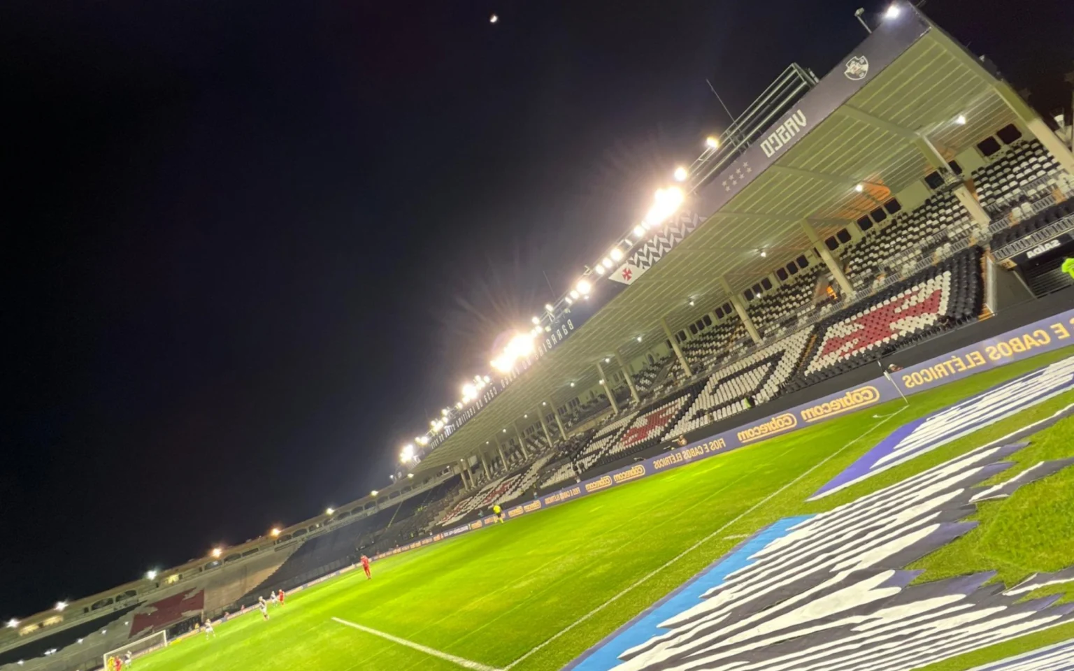 Botafogo mandará confronto com Grêmio em São Januário; local de jogos com Cuiabá e Palmeiras é definido Glorioso atuará em São Januário no fim de semana do show do grupo RBD (Foto: Caio Almeida/VASCO)