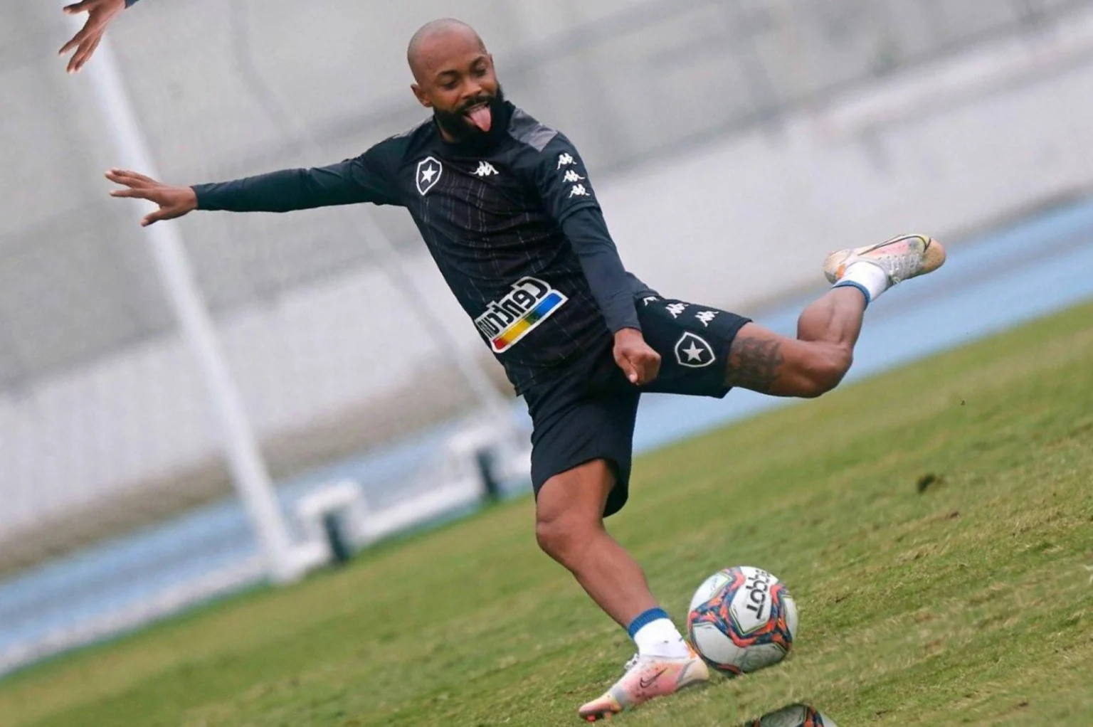 Botafogo tem retornos de emprestados no início de 2024; veja quem fica Chay é um dos que tem retorno previsto em janeiro (Foto: Vítor Silva/Botafogo)