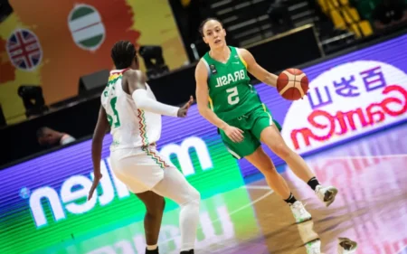 Brasil perde no basquete feminino e depende de vitória contra a Hungria para sonhar com vaga no Mundial Depois de vencer o primeiro jogo