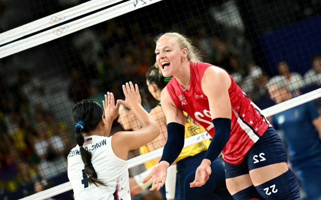 Brasil perde para os Estados Unidos em jogo equilibrado e disputará o bronze em Paris Estados Unidos chegou a sua segunda final do vôlei feminino em Olimpíadas seguida (Foto: Natalia Kolesnikova / AFP)