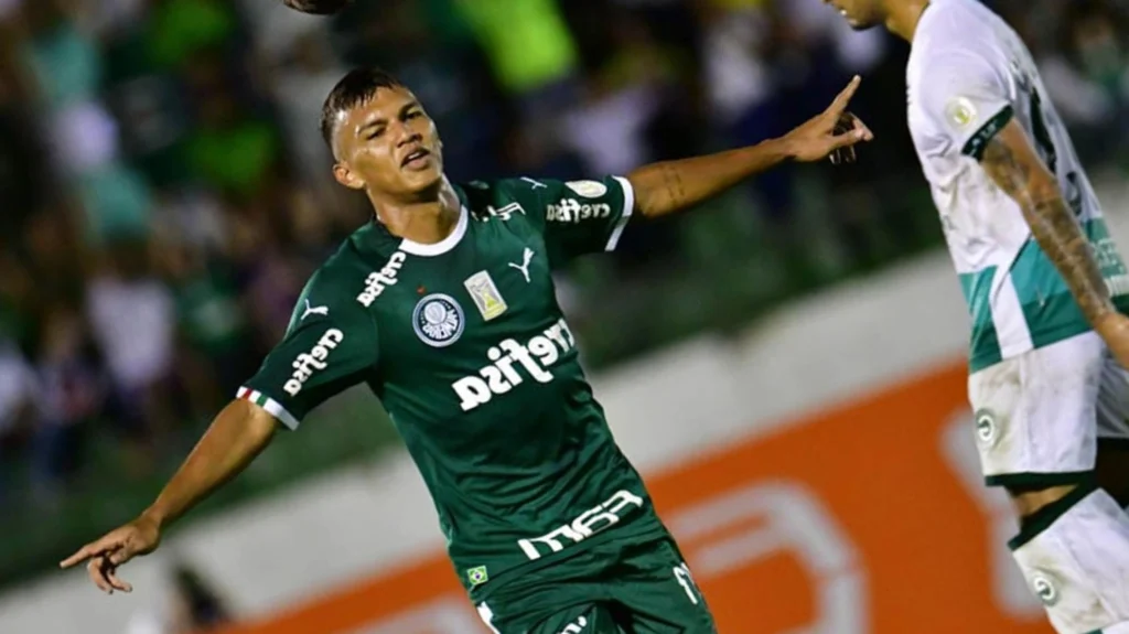 Caio Ribeiro exalta atuação de Gabriel Veron: ‘Futuro do Palmeiras’ Gabriel Veron recebeu grandes elogios de Caio Ribeiro (Eduardo Carmim/Photo Premium/Lancepress!)