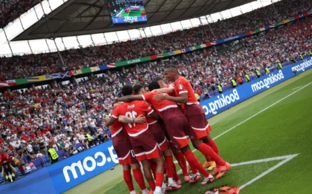 Caiu a campeã! Suíça domina Itália do início ao fim