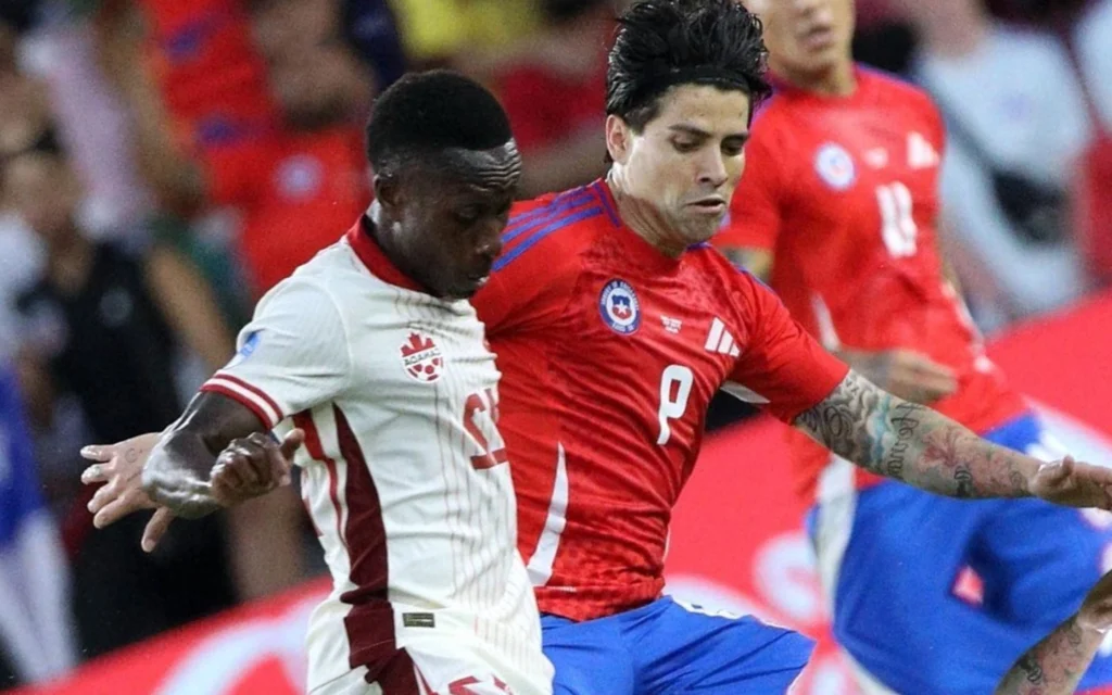 Canadá segura empate com o Chile e avança na Copa América (Foto: Reprodução/X @CopaAmérica)