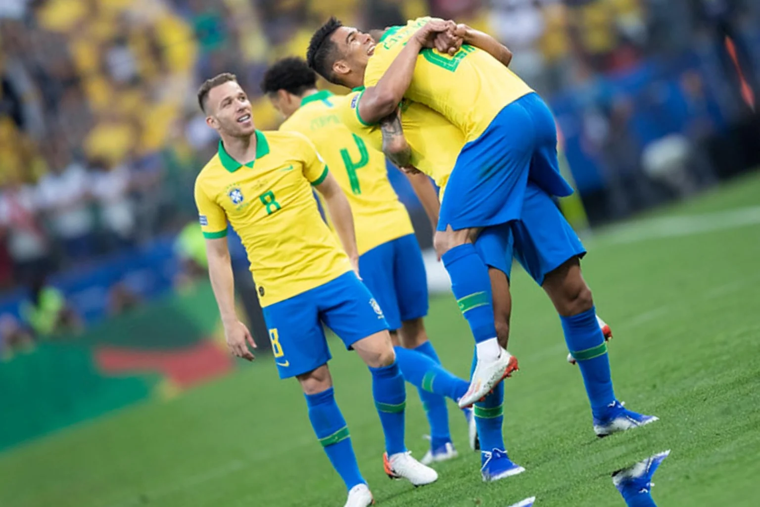 Casemiro exalta comissão técnica e cita solidez na Seleção Brasileira Casemiro comemora título pela Seleção Brasileira (Foto: Lucas Figueiredo/CBF)