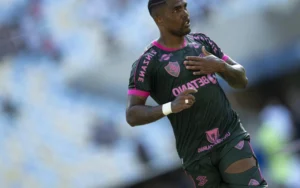 Douglas Costa Abre Conta no OnlyFans: Uma Nova Aproximação com os Fãs