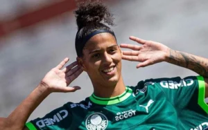 Palmeiras surpreende com poker de Amanda Gutierres e conquista vitória no Brasileirão feminino