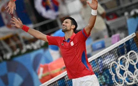 Djokovic abre o jogo sobre futuro da carreira após ouro nas Olimpíadas Novak Djokovic venceu todos os títulos que disputou na carreira (Foto: Carl de Souza / AFP)