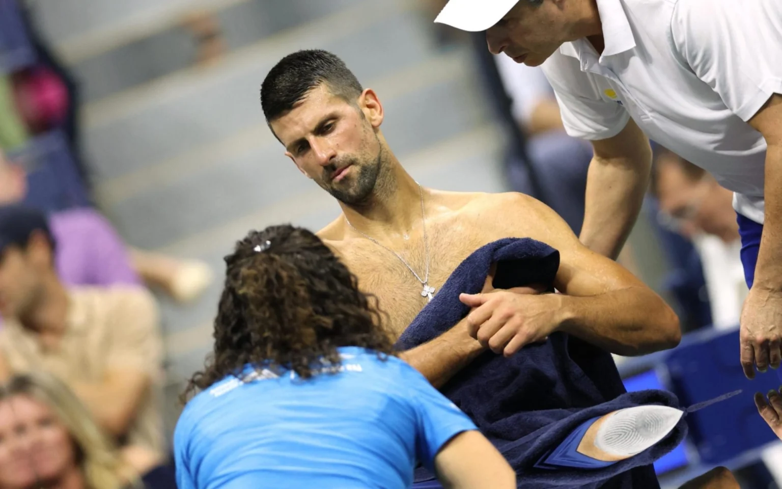 Djokovic sente problemas físicos