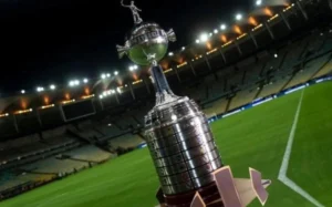 E a Libertadores? Quatro vidas em disputa: os times que ainda brigam por melhor colocação