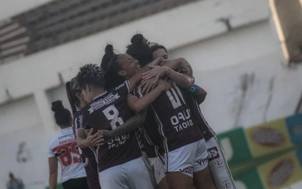 Ferroviária derrota São Paulo e alcança liderança do Brasileirão feminino Patricia Sochor marcou o gol da vitória da Ferroviária (Foto: Cárila Covas/Ferroviária SAF)