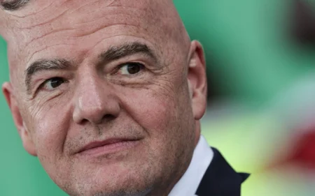 Fifa divulga nova logo e música do Mundial de Clubes Gianni Infantino