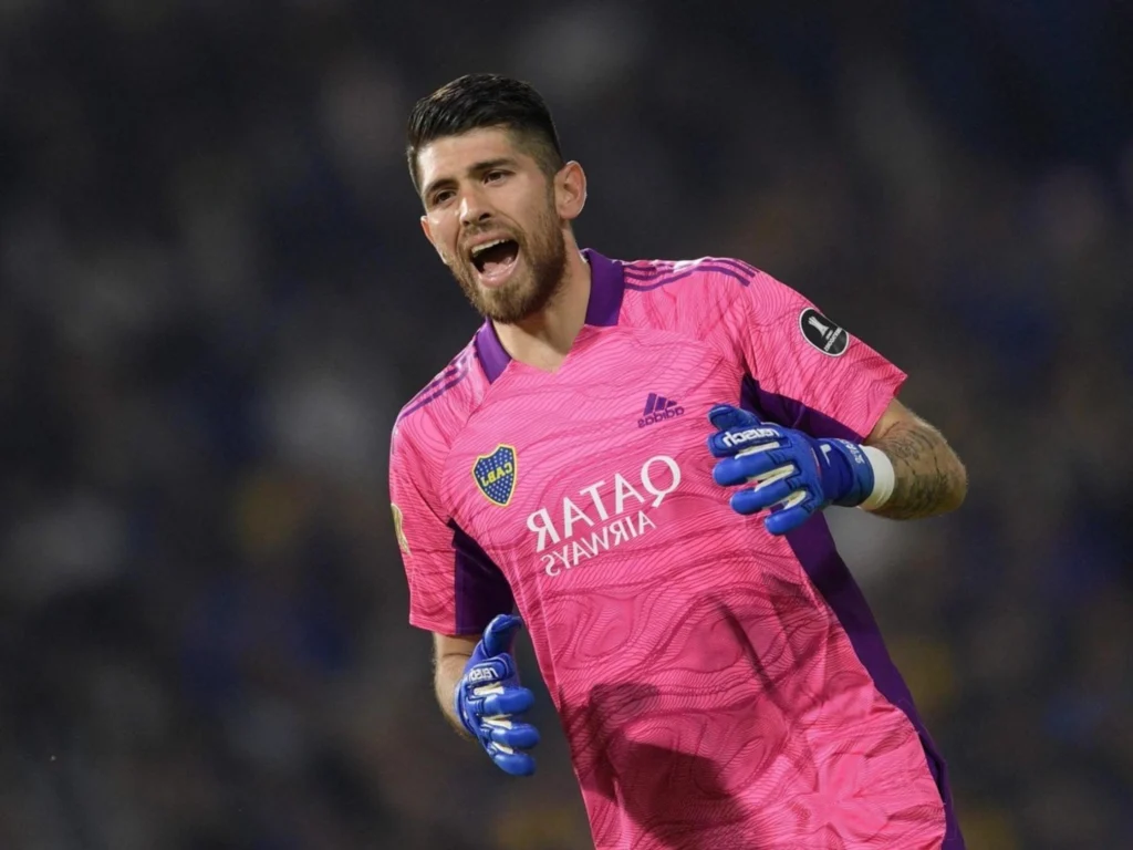 Flamengo anuncia contratação do goleiro Agustín Rossi Rossi em ação pelo Boca Juniors (Foto: JUAN MABROMATA/AFP)