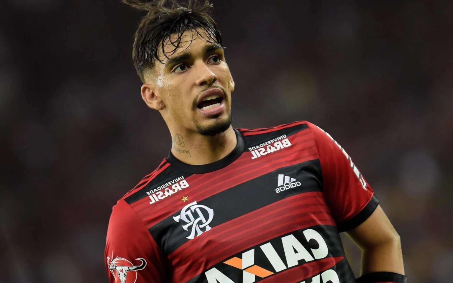 Flamengo planeja nova investida por Paquetá após recusa do West Ham Paquetá em ação com a camisa do Flamengo em 2018 (Foto: Thiago Ribeiro/AGIF)