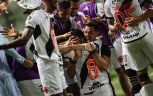 Fora do Z4, Vasco destaca chances de Sul-Americana