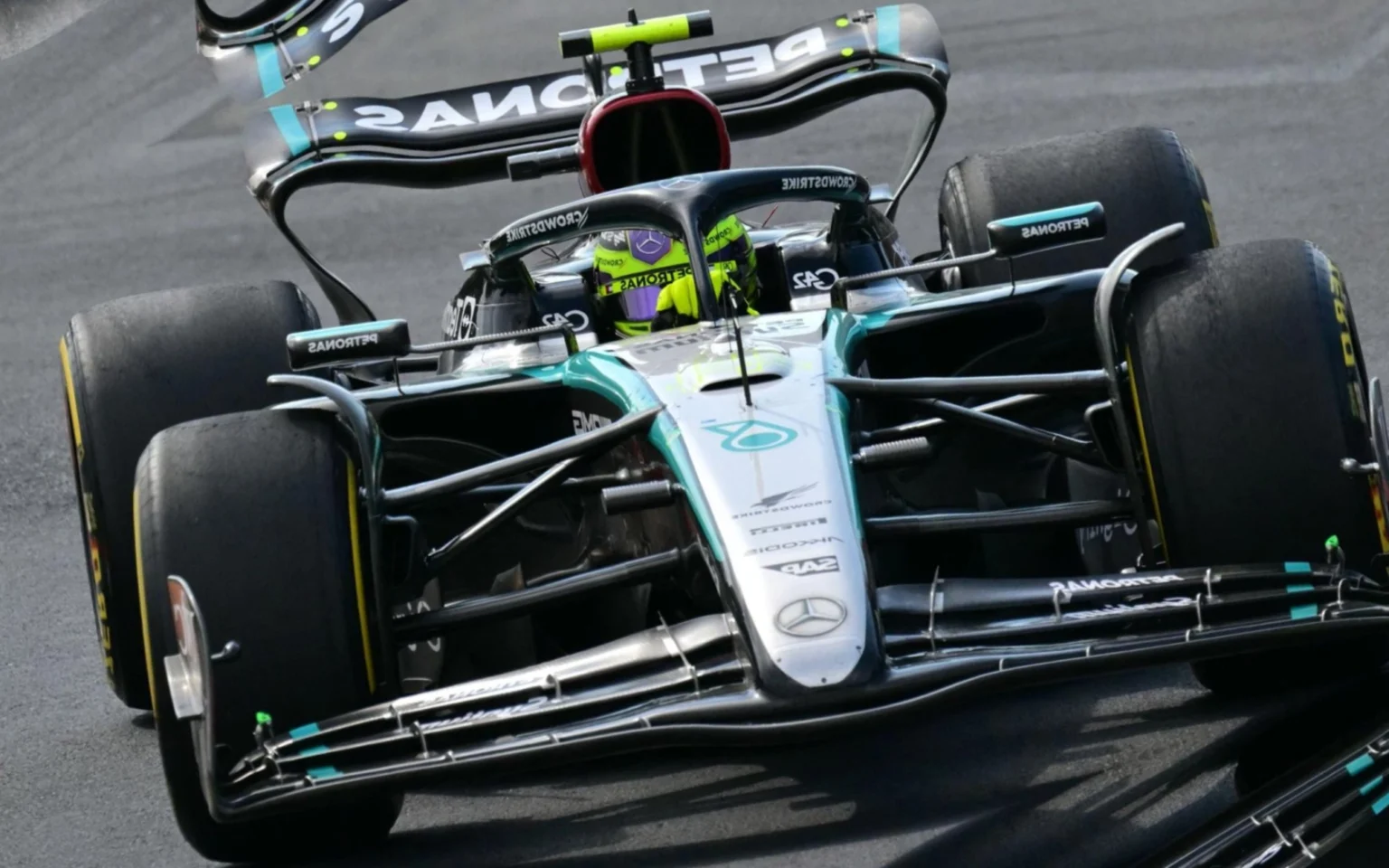 Hamilton lamenta ‘falta de ritmo’ da Mercedes para brigar na Itália: ‘Dia chato’ Hamilton em Monza