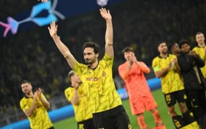 Ídolo deixa o Dortmund após derrota na Champions; Borussia conta com talento novo