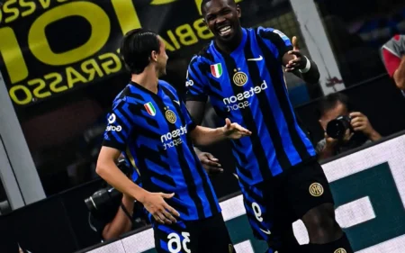 Inter de Milão atropela a Atalanta pelo Campeonato Italiano Marcus Thuram comemora gol da Inter de Milão contra a Atalanta (Foto: Piero CRUCIATTI / AFP)