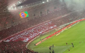 Inter reúne 30 mil torcedores em gigante jogo contra Palmeiras