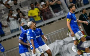 Internautas ficam confusos com assistência de Matheus Pereira em gol incrível do Cruzeiro!