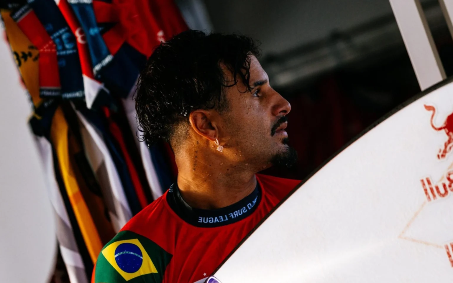 Ítalo Ferreira está no Finals da WSL após queda de Yago Dora nas quartas de final de Fiji Ítalo Ferreira está no Finals da WSL (Foto: Matt Dunbar/World Surf League)