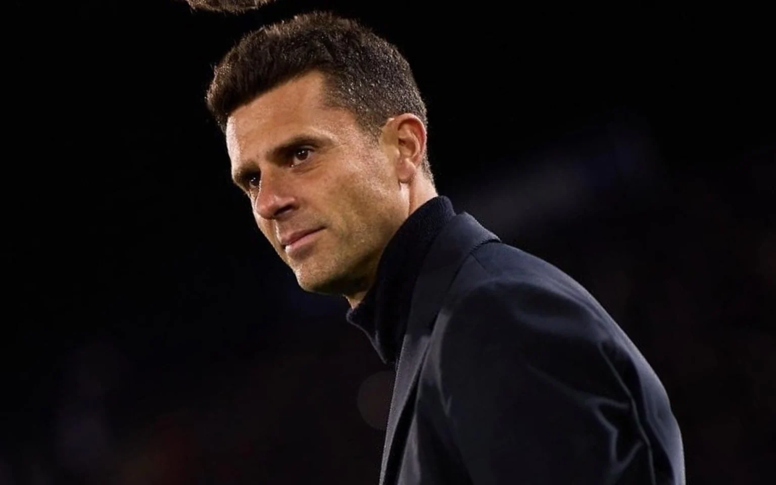 Juventus anuncia novo técnico para a próxima temporada Thiago Motta é o novo técnico da Juventus (Foto: Reprodução / X)