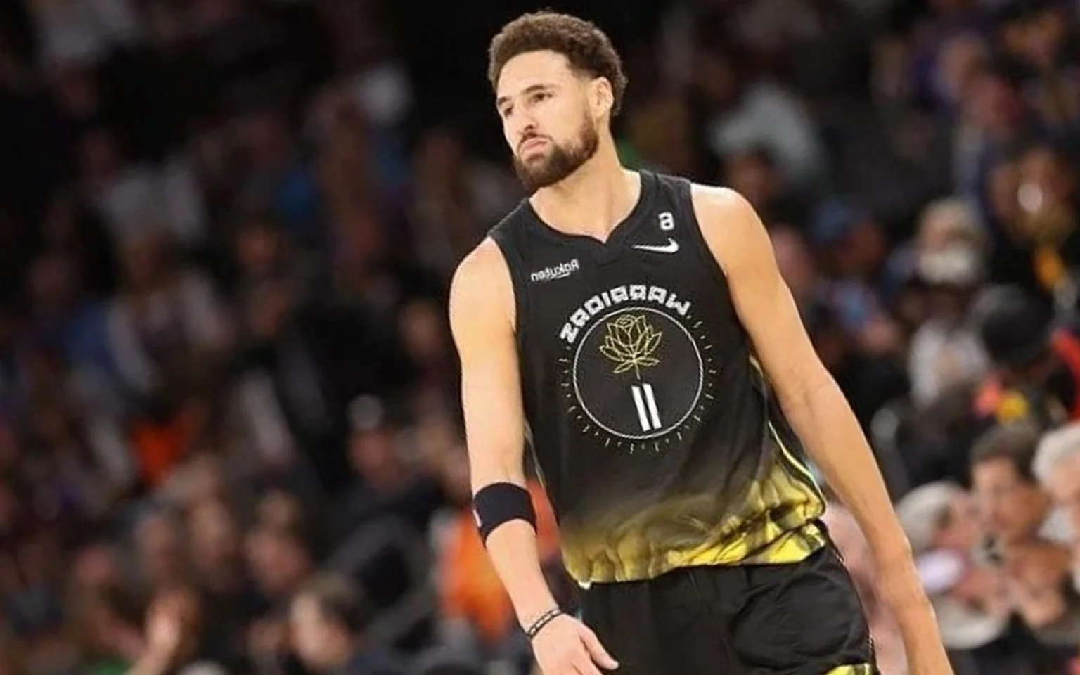 Klay Thompson deixa o Warriors após temporada melancólica na NBA; veja números Ídolo dos Warriors