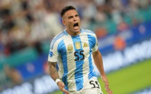 Lautaro Martínez brilha, Argentina supera fase de grupos na Copa América