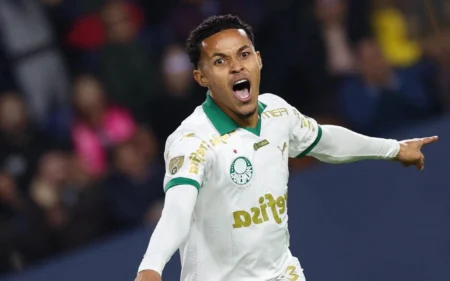 Lázaro celebra primeiro gol com a camisa do Palmeiras: ‘Primeiro de muitos!’ Lázaro celebra primeiro gol com a camisa do Palmeiras (Foto: Cesar Greco/ Ag. Palmeiras)