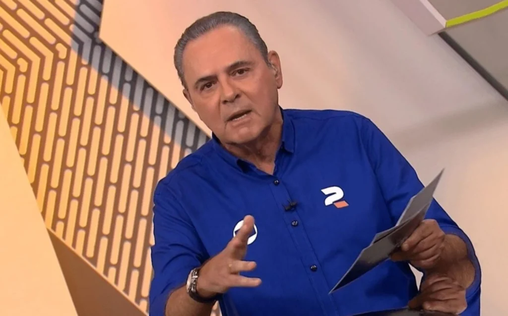 Luis Roberto manda recado a Vini Jr por atitude do atacante em Brasil x Paraguai Luis Roberto pediu tranquilidade a Vini Jr contra a Colômbia após cartão amarelo (Foto: Reprodução)