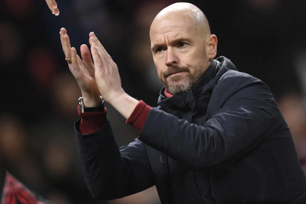 Manchester United aceita condições do Bayern e fica perto de anunciar astro Reformulação do elenco é tocada pelo treinador Erik ten Hag. (OLI SCARFF / AFP)