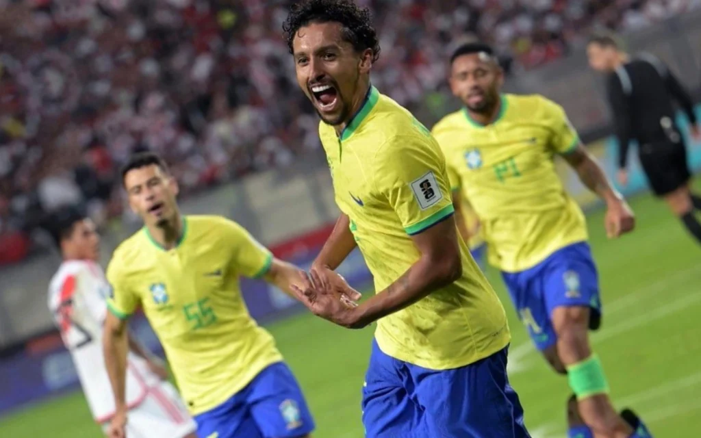 Marquinhos anota no fim