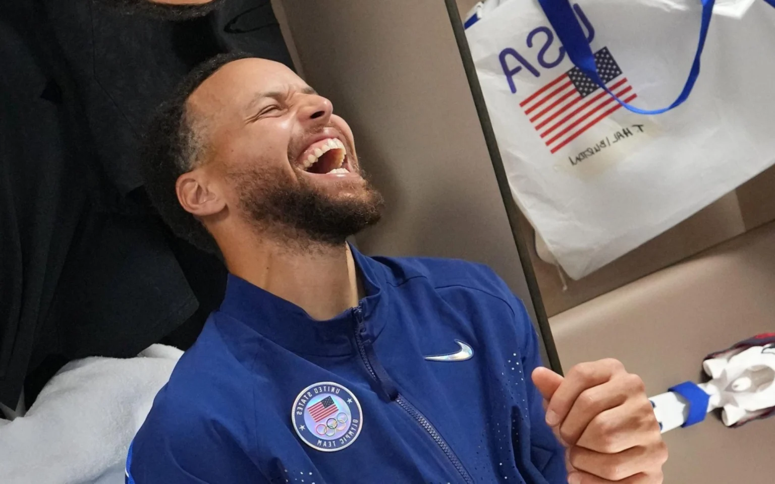 McDonald’s da França retira molho ‘Curry’ após derrota para os EUA nas Olimpíadas Stephen Curry foi destaque dos EUA contra a França na final das Olimpíadas (Foto: Jesse D. Garrabrant / AFP)