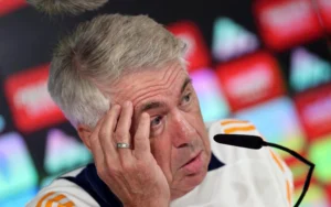 O Real Madrid sofre com desfalques e Carlo Ancelotti precisa se adaptar