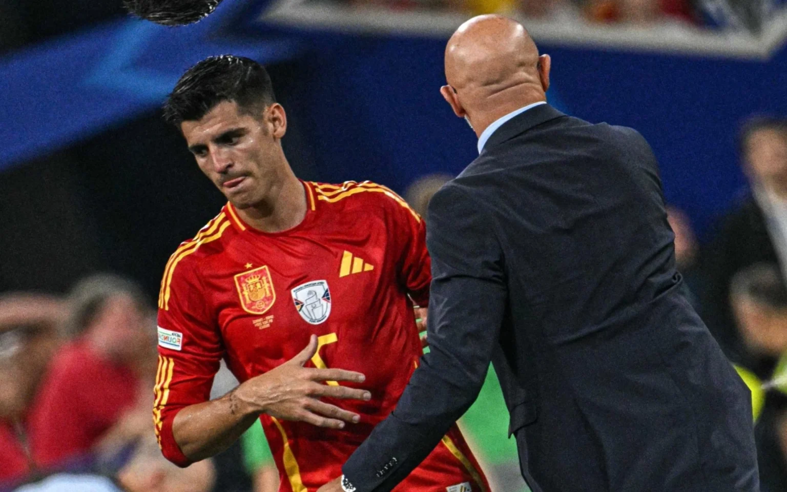 Morata fala sobre situação física após ser atingido por segurança na Eurocopa Morata em ação pela Espanha (Foto: AFP)