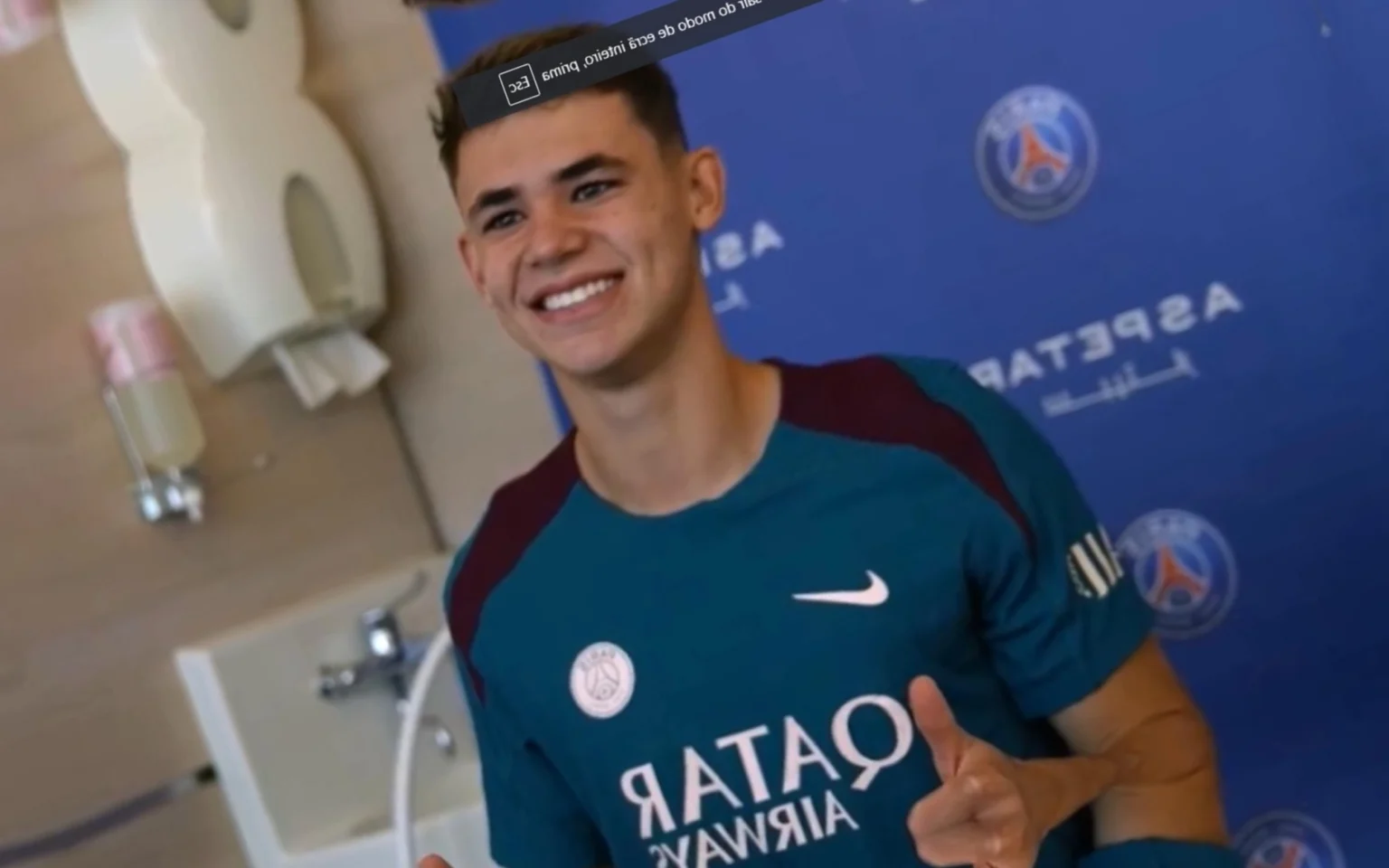 Moscardo faz exames e inicia pré-temporada no PSG Moscardo em exames no PSG (Foto: Reprodução)