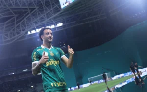 Botafogo vs Palmeiras: A Decisão que Parece Realidade