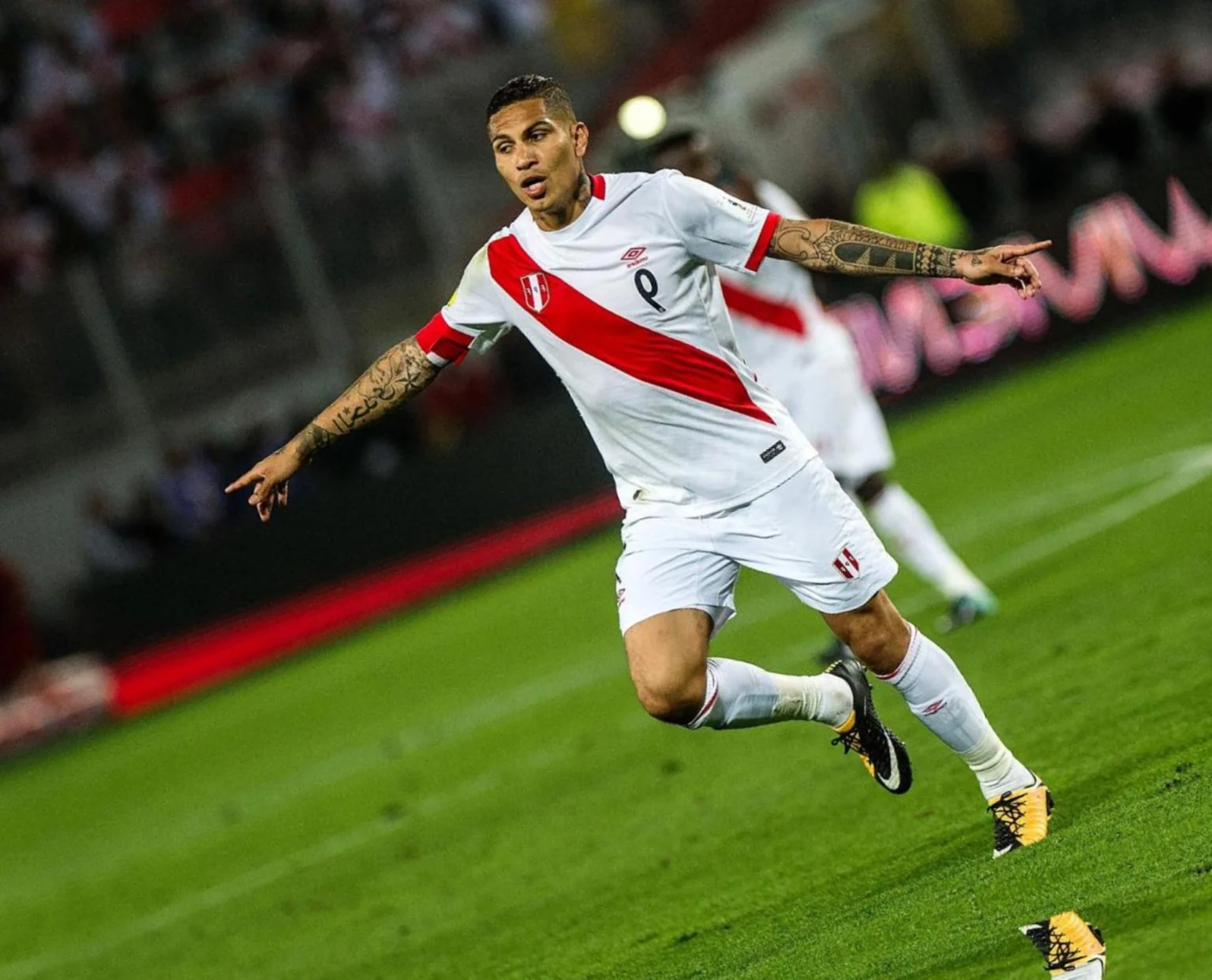 Peru confirma convocação de Guerrero para a Copa do Mundo Guerrero é o principal jogador da seleção do Peru (Foto: ERNESTO BENAVIDES/AFP)