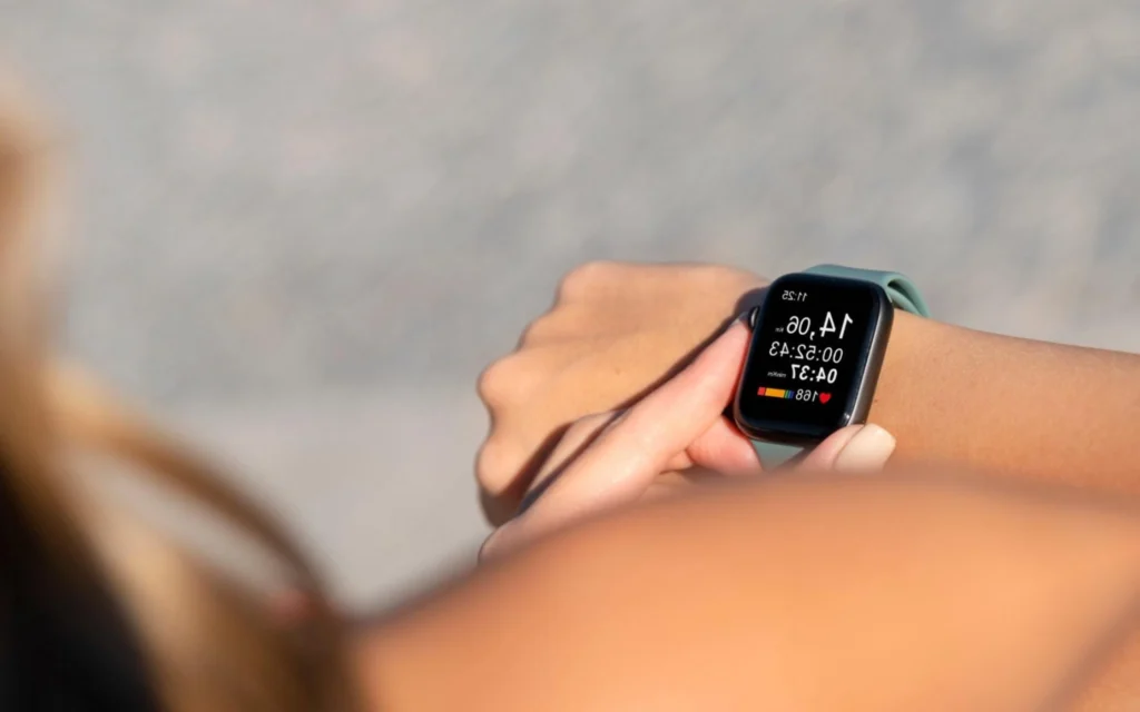 Por que comprar um smartwatch? Veja vantagens e modelos Os smartwatches combinam as funcionalidades de um relógio tradicional com recursos tecnológicos avançados. (Foto: Freepik)