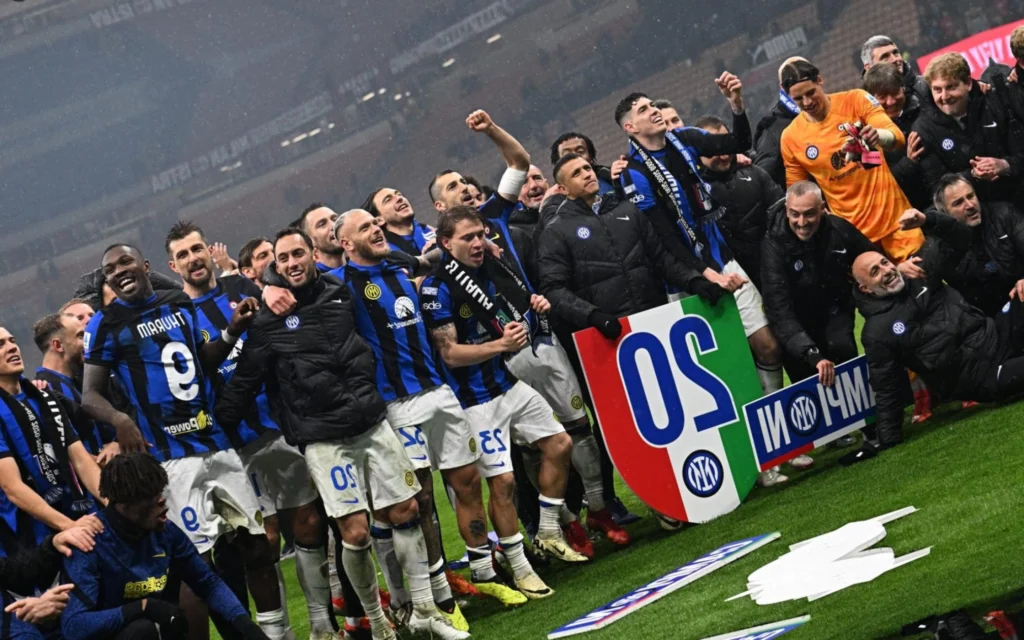 Quais são os maiores campeões do Campeonato Italiano? Veja a lista de títulos do Calcio até 2024 Inter de Milão conquistou o Campeonato Italiano na temporada 2023/2024 (Foto: GABRIEL BOUYS / AFP)