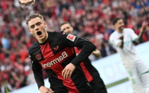 Quem é Florian Wirtz, autor do hat-trick que levou o Bayer Leverkusen ao título da Bundesliga?