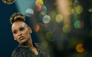 Rebeca Andrade suspeita de seleção e critica Biles na disputa