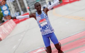 Recordista mundial na maratona, queniano Kelvin Kiptum deixa legado precoce